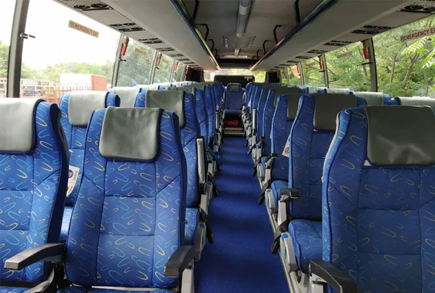 40 seater large coaches