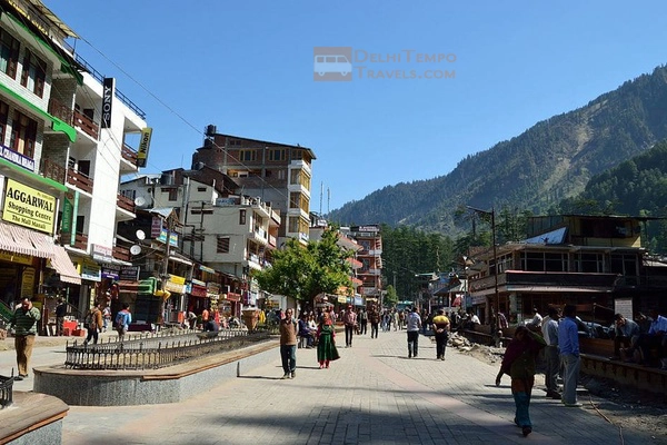 Mall Road Manali