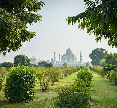 Gurgaon Tempo Traveller for Agra
